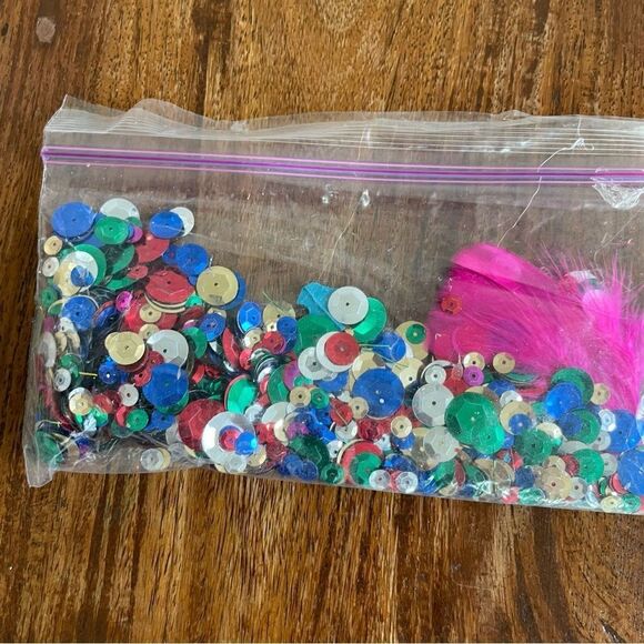 Lot of Embellishments Acrylic Jewels Assorted Designs - Picture 10 of 10